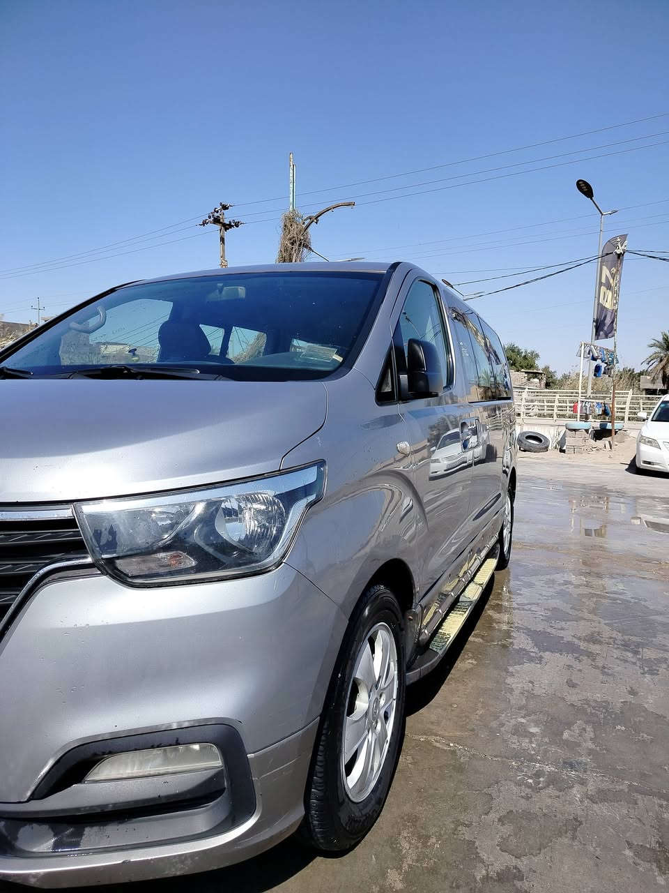 سلام عليكم ستاركس مديل 2018 أصل مسكر مكينه نص دبلو ونص مجول مكينه كفاله وكير اوتماتيك كفاله حداده كفاله كشنات جلد رقم بصره نكليزي بعده ممستلمه  مشروع وطني تحويل ثاني يوم شرط 
سياره جاهزه من كلشي مكان بصره 
 الهاتف***********
