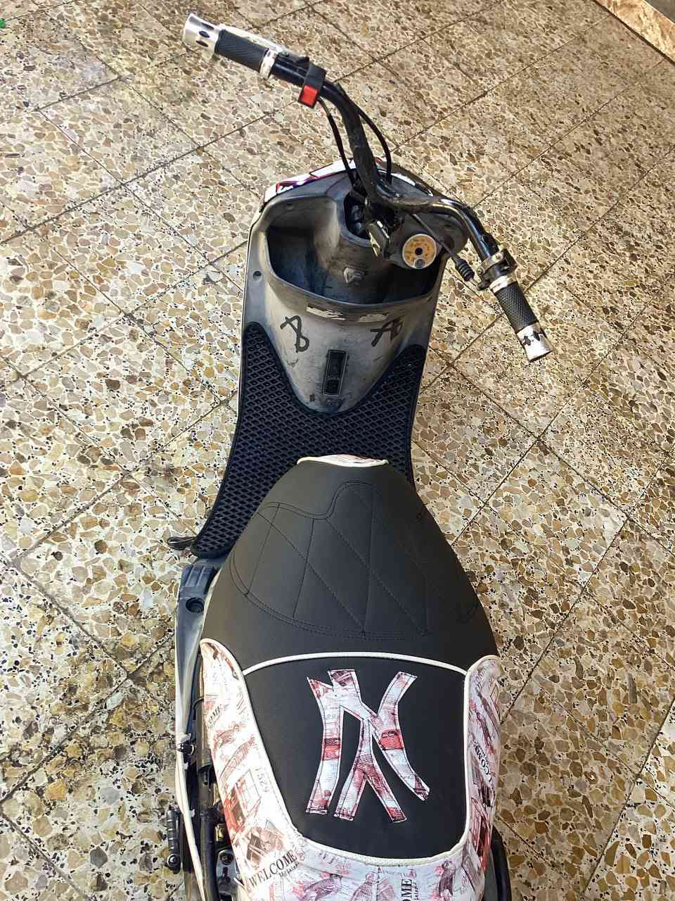 السلام عليكم  ماكس منغولي 
مكفوله من كلشي بس عده سلف رادله بس شخاطه اريد مراوس بيراني 
‏‪***********‬‏
