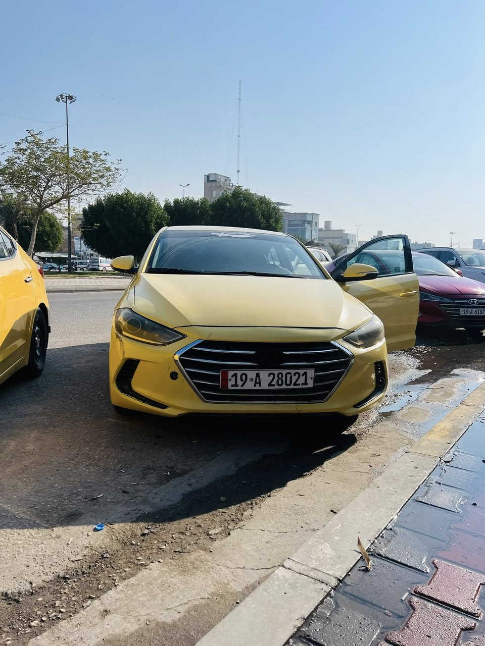 النترا 2017 مكينه 2000 دوش كير AT جديد 
تخم تاير جديد ويل جديد سياره حادث امريكه جاملغ امامي ايمن وبنيد بدون تبديل وحادث بلعراق باب السايق واني بدلته باب لاصلي موجود يمي الي يريده ياخذه وياه 
ضبغه جديده رقم كربلاء جديد باسمي تحويل نفس اليوم  السعر 125 وبيه مجال سياره كبل لشارع 
مصفره هيئه  للستفسار اكثر ***********
مكاني كربلاء طويريج الهنديه
