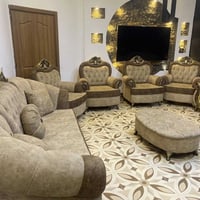 تخم ملكي جديد اي عيب مابي 7 قطع مع طبله وسطيه شراي خابر رقم07774552422