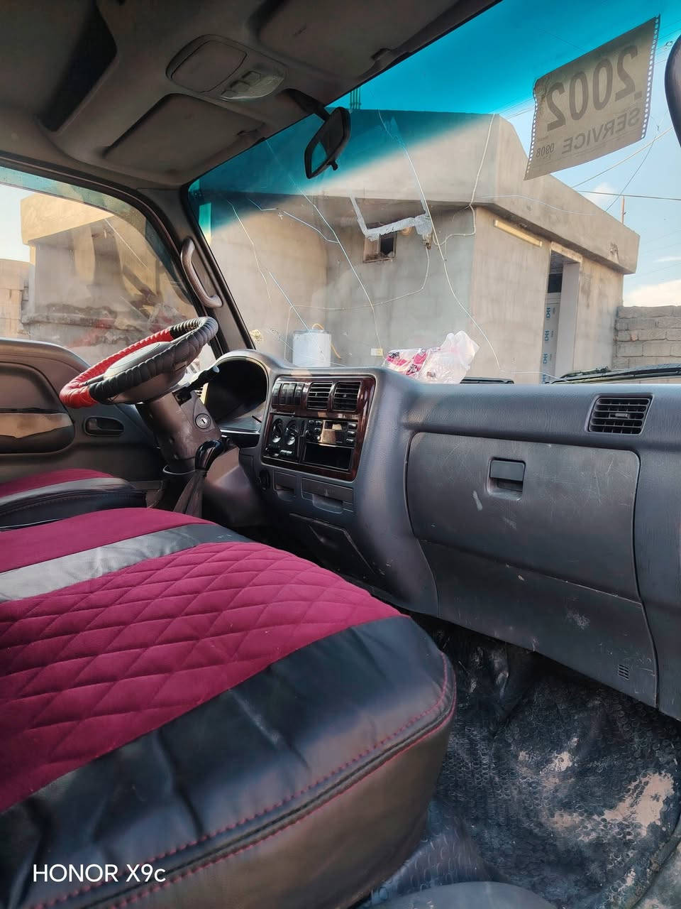 السلام عليكم ورحمة الله وبركاته
يوجد كيا حمل بزون(ام عيون) كصه جديد موديل 2002 محرك كير اكسل تواير باتري كله شرط سيارة جاهزة ما يعوزه كلشي
#اتصل_وتدلل_***********
