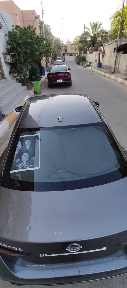 سلام عليكم 
نيسان سنترا موديل 24 للبيع وارد امريكي كتاب شهداء سنتين وتتحول تبديل جاملغ وبنيد وصبغ مقدمة الباب جهة السائق وبيها حالوب من امريكا براكيت سليم راديترات البلاد ماشية 29 محرك 2000 مواصفات sv  رادارات أمامية وجانبية بصمة تحكمات تحديد مسار توقف تلقائي سيارة جاهزة نقصها زوج تايرات امامي 
سعرها 110 السعر كلش مناسب مقارنه بخواتها وموديلها مكانها الناصريه مركز المحافظة استفسار ***********
