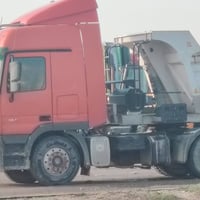 شاحنات • للبيع