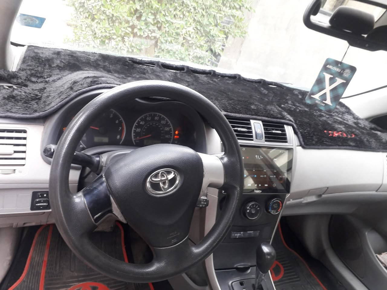 كورلا ٢٠٠٩ امريكي  للبيع او مراوس بخصوصي
كير محرك مكفول محرك مال ١٧ 
تخم تاير جديد 
منظومة تبريد جديدة
صدر جديد بنسبة ٨٥%
مصبوغة حزام وقمارة بيها جراد
مكاني بغداد
سعرها ٩٥  بيها مجال للطيبين


**إذا كنت صاحب هذا الإعلان وتريد حذفه لأي سبب، رجاءا أرسل رسالة إلى الدعم الفني**