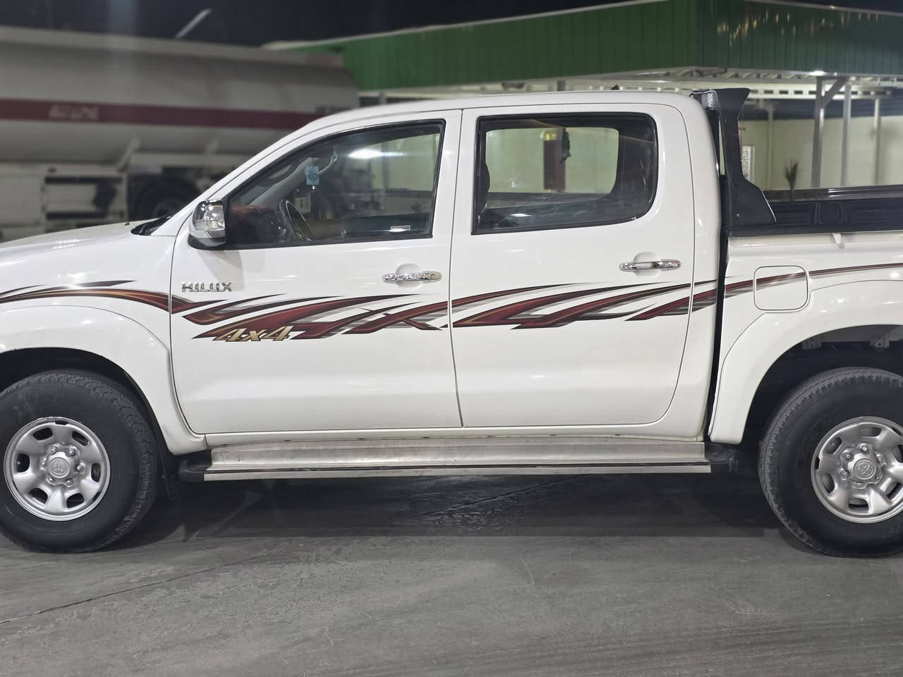 سلام عليكم بيكم فور ويل موديل 2014
سياره حلوه تخم تاير السونار مرفق بلمنشور
رقم نجف سنويه جديده مشروع وطني 
سياره جاهزه السعر ١٩٠ وبيها مجال العنوان ميسان 
***********
