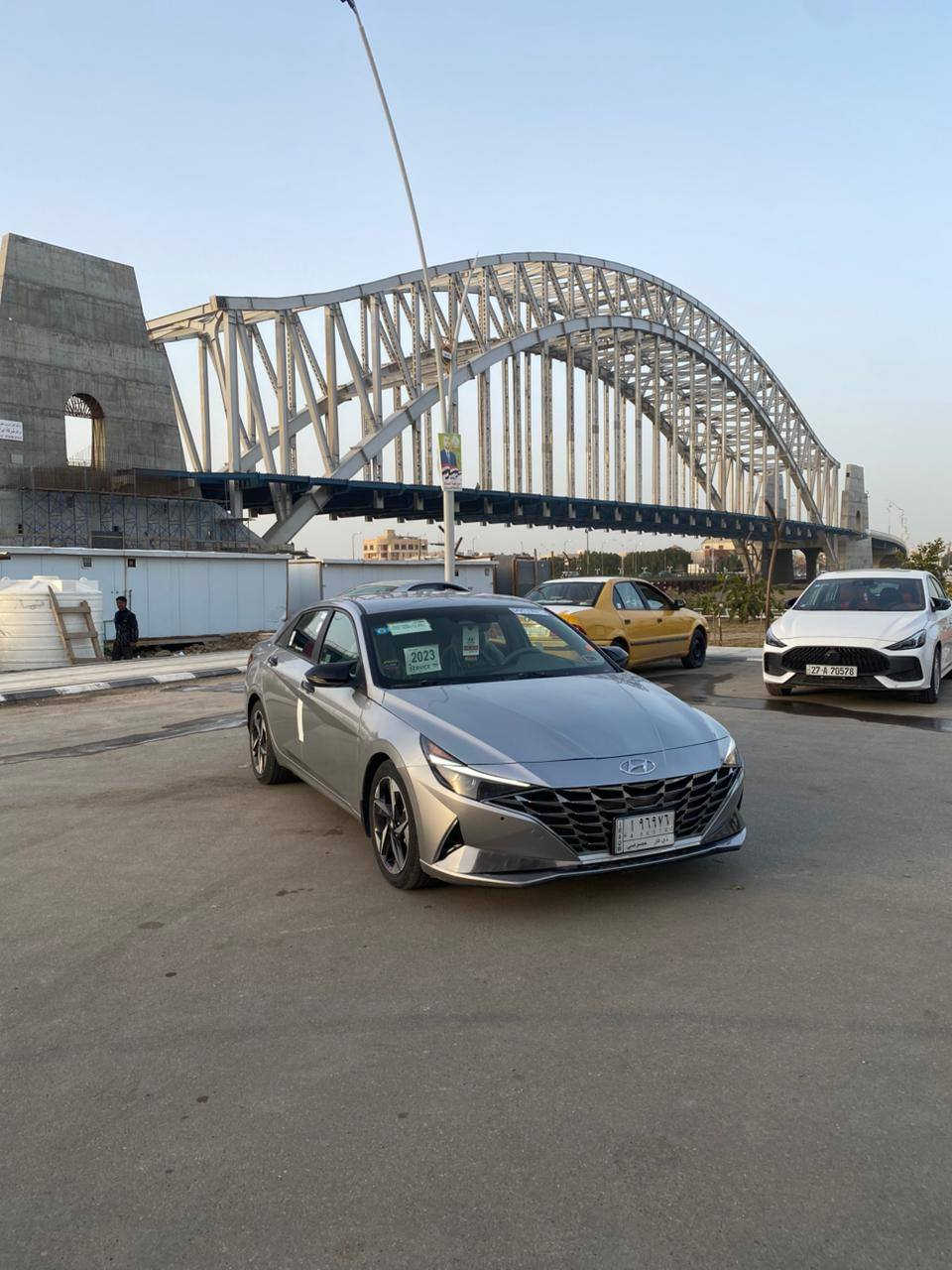 السلام عليكم 
النترا موديل 23 لون رصاصي رقم ذي قار معوقين 
حادثه تبديل جاملغ + البنيد   
مكينه 2000 دوش  وماشيه 42mi تراي زيرو شرط 
مواصفاته.
1- بصمه
2- شاشه جبيره ودشبول ديجيتال ( الكتروني ) 
3- كامره دواره
4- رادار امامي+ جانبي
5- تحكم ستيراً كاملة
6- توقف ذاتي
7- تشغيل عن بعد
8- قياده ذاتيه  
والسياره بدون اي نقص 
سعره 137 وبي مجال بسيط مكان السياره الناصرية 
للاستفسار :
***********
