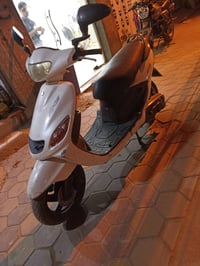 دراجة لكزس • نظافة ٩٠٪ • ناصرية الشهداء