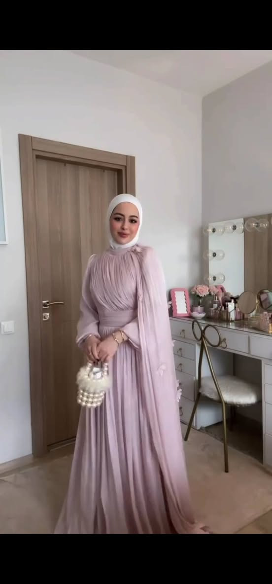 الاستفسار والحجز فقط واتساب+9647775744834
فستان خامه اوركنزه الايطالي كوالتي عالي 
سعر 40
قياس 48/46/44/42/40/38/


**إذا كنت صاحب هذا الإعلان وتريد حذفه لأي سبب، رجاءا أرسل رسالة إلى الدعم الفني**