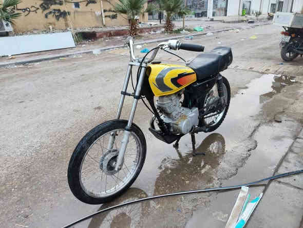 اعادة نشر بسبب الوعود الكاذبه
نامه ادوات للبيع شاصي موديل 22 والمكينه 18 سعر 400 بيهه مجال
***********
