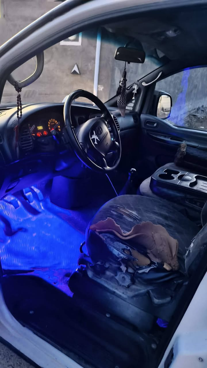 ستاركس 2006 محرك كير أكسل كفاله شواصي بيهن واحد مصلح الصفحة جهة السايق مصبوغه السيارة رقم بابل بسمي مكاني قضاء الطارميه السعر ٧٧ وبيها مجال حك الجيه
رقم الهاتف ***********   ‏‪***********‬‏
