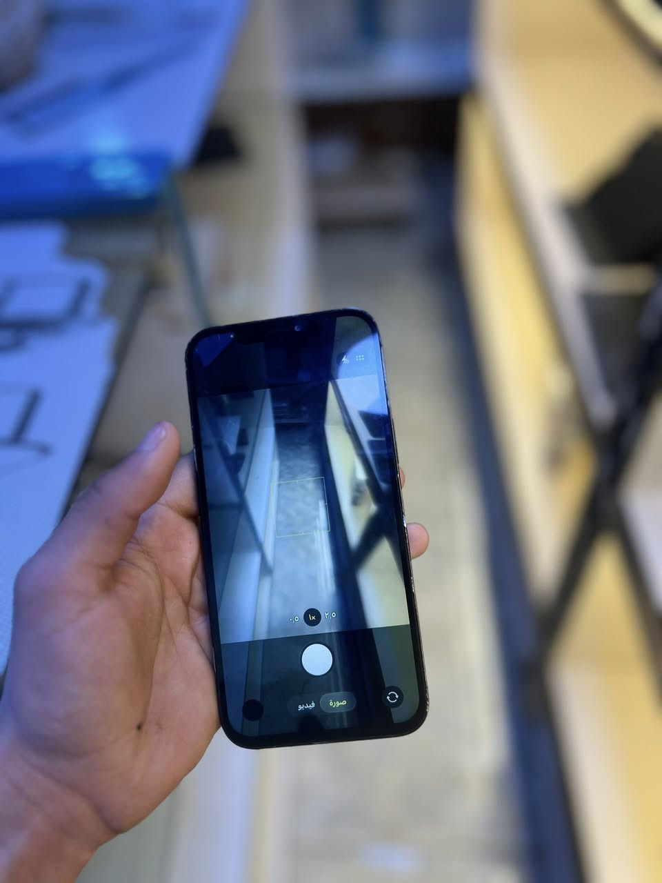 مـركز علي أبل لديكم لا خوف عليكم
12 pro max 
سعره فقط 215 الف 
.
ذاكـرة : 256 gb 
.
🔋 بطاريه نسبة 95 فما فوق
. 
نظافه 100% 
.  

. 
العنوان : مـركز علـي أبـل . تكـريت . شارع الزهور . مقابيل ازياء مارتر مجاور بيت العطر 
الرقم : ***********
