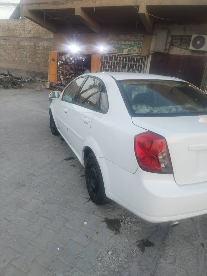 السلام عليكم من رخصت مدير الكروب والاعضاء المحترمين / اوبترا خصوصي ٢٠٠٥ بغداد كير عادي كير محرك تأيرات تبريد خير من الله مامطلوبه شي الصدر ٥٠٪ صبغ عام تغير لون جانت تكسي صبغته ابيض مرقم وكامل وموجوده الصور من جانت تكسي وأثناء الصبغ اتصال *********** واسف ع الاطاله بغداد, العراق
