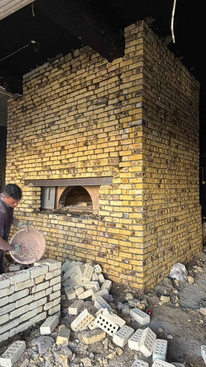 بسم الله الرحمن الرحيم
تم بحمد الله بناء فرن صمون في محافظه كربلاء في حي العامل 
للأخ الطيب ابو حمزه 

مستعدين لبناء كافه أفران الصمون في جميع محافظات العراق 

للأستفسار اكثر الاتصال عل الرقم 

*********** يوجد واتساب
