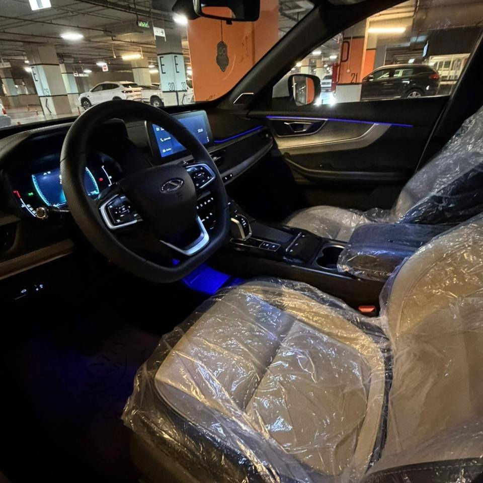 شێرى تيگۆ 7 پرڕو 2022
بێ بۆیاخ و بێ سارد و بێ چاڵ و بێ ته‌رزیه‌
له‌سه‌ر ده‌قی شه‌ریكه‌ ماوه‌ته‌وه‌
سفرى شه ريكه، زەمانى  گێڕ و مه كينه و كاره بايي.
مواسه فات:
مەكينه 15 تۆربۆیه‌
شەغال و بەسمه
سوكان دوگمه
ئوتۆ ستۆپ
 سندوق شەفت
دەرگا لەمس
ئاوێنه و جام ئوتۆ
 كوشنى سايەق كاره بايى
بلوتوس
پانۆراما
كاميراى 360
 دژە  خليسك
 تايه حساس
پشت و پيش حساس
حساسی برێك
شاشه ئايپاد
 تەبريد مەركه زى
 شاشەى ته بريد لەمس
 ئاوێنه خه وتوو... 
 تەحديد سورعه
كوشن جلد
٤ ساڵ زه‌مانی شه‌ریه‌كه‌ ماوه‌
لايت كامل وزينون ،زوّر مواسه فاتى تريش
٤٨ هەزار كم رۆشتوه
سەیارەکە و بەناوى خۆمه، تەحويل و وەكاله بەشەرت .
تێبنی سه‌یاره‌كه‌ ٢٠٢٢ به‌ڵام ٢٠٢٣ له‌ شه‌ركه‌ ده‌ركراوه‌ 

سـعـر : لە کۆمێنت داوابکە ڕاستەوخۆ بۆت دێت 📥 

گێر و مەکیەنەی بەشەرت 
هیچ کێشەیەکی تێدا نییە 

ژمارەی خاوەنەکەی 
***********
