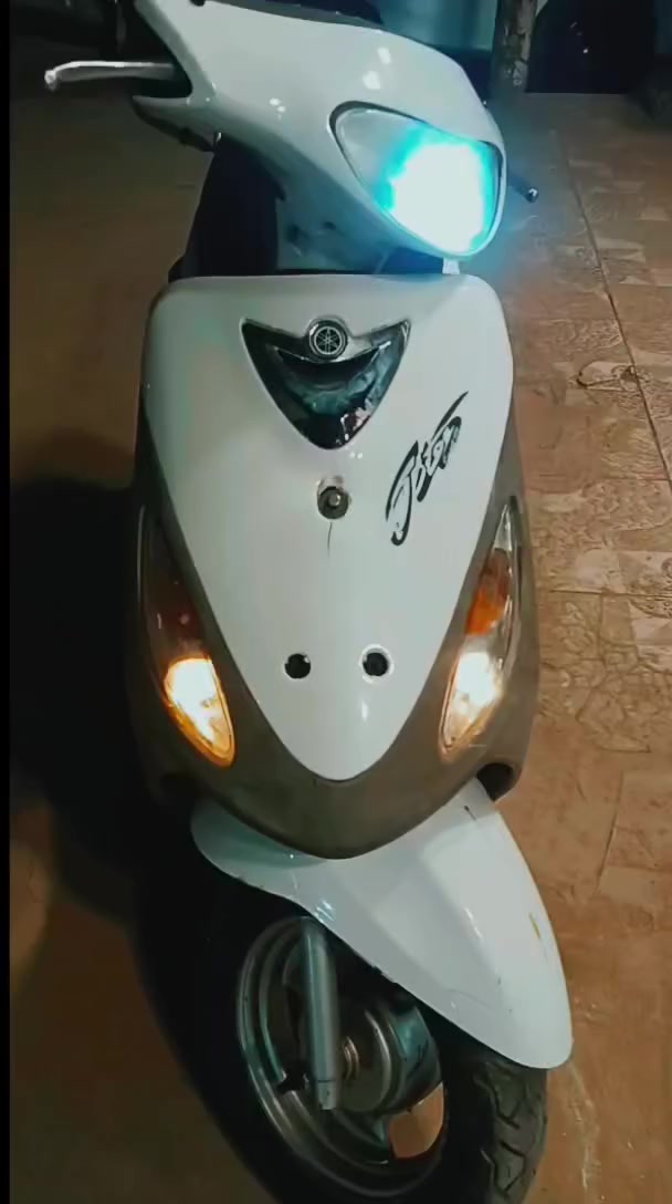 السلام عليكم ماكس منغولي حاويه عل وضع البلاد محرك مامفتوح  نضيفه بشكل وناعمه متنسمع نهضه ومعدل بطانش شرط
كهربائيات اشاير لايت عالي ناصي سكنات بك لايتك سلف هندر نكره بكل وقت اي شي مناقصه كله شغاله بريكات بلمكان يعني اي شي مناقصه مكاني ديوانيه بمركز ديوانيه السعر 550 نهايته


**إذا كنت صاحب هذا الإعلان وتريد حذفه لأي سبب، رجاءا أرسل رسالة إلى الدعم الفني**