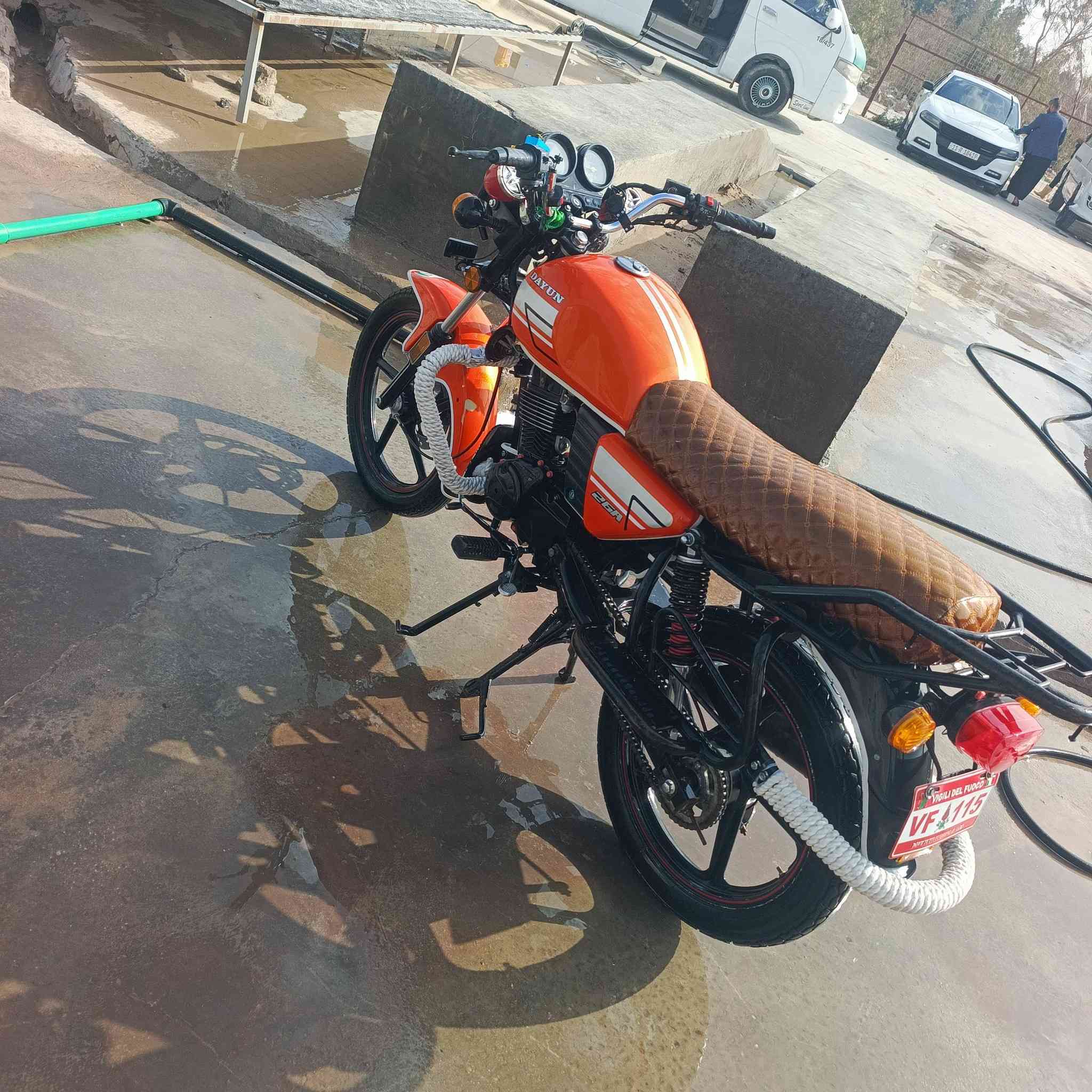 السلام عليكم دراجه دايون نفخ البيع موديل 22 اوراق صولي امداور يم سيد حسين دراجه نضيف شوفت عانك 
***********
