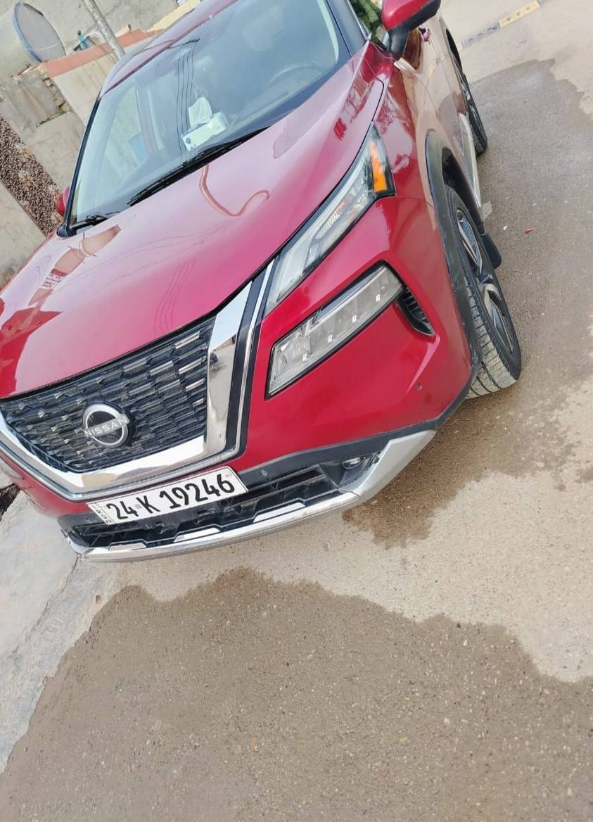 السلام عليكم للبيع او مراوس حسب القناعة نيسان روج 22 بلاتنيوم فول الفول العداد 48 ماشيه الضرر تبديل جامرلغ وبنيد   مكان السياره ديالى السعر 162بيه مجال للشراي للاستفسار اكثر اتصل ***********
