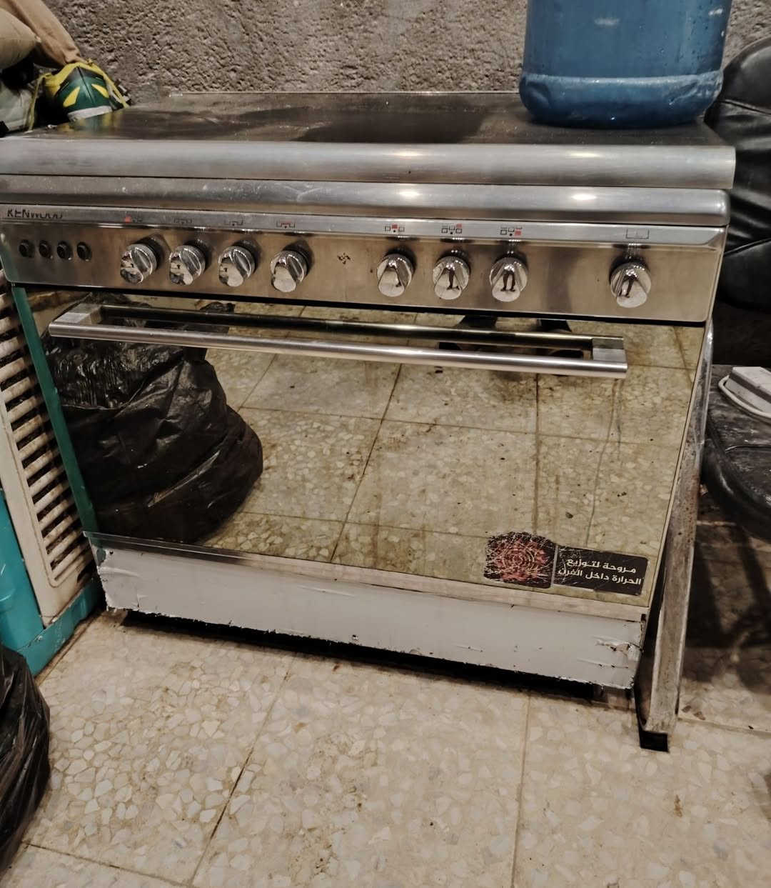 أغراض بيت مستعجلين على بيعتهن
شراي راسلني خاص او اتصل *********** 
ديوان 11 مقعد
طباخ مصري 5 عيون كله شغال
ثلاجه فستل 22 قدم تقريبا تجميد فول
شازلون
 مكاني الصابيات قرب جسر الدوار قريب علكاظميه
