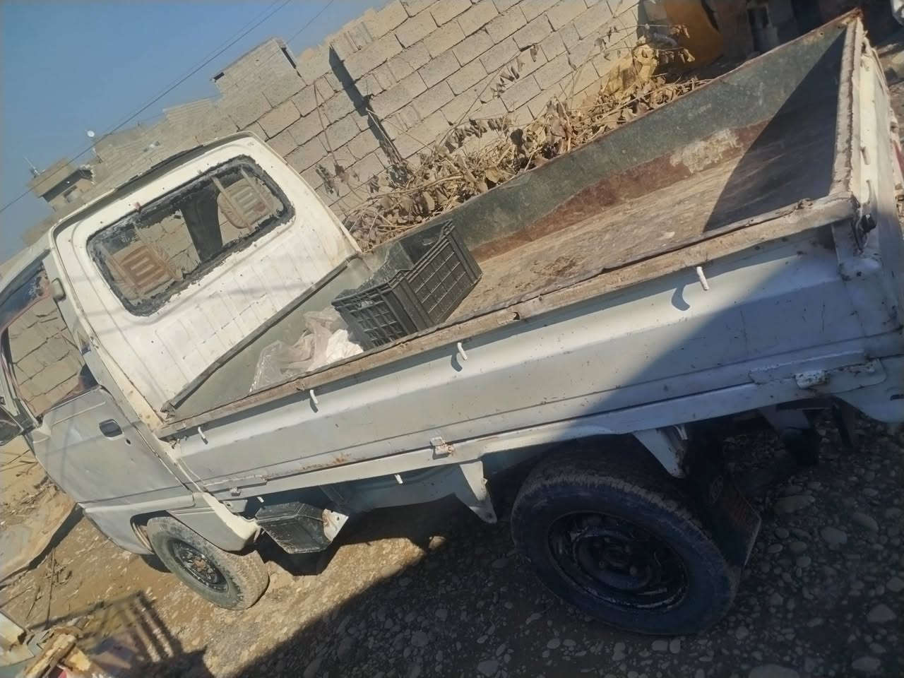 سلام عليكم شنكه للبيع جاهزه كهربائيات كلها شغاله تواير جدد مدوشمه السياره جاهزه اسعر 11ورقه وبيها مجال اشراي يتصل***********
