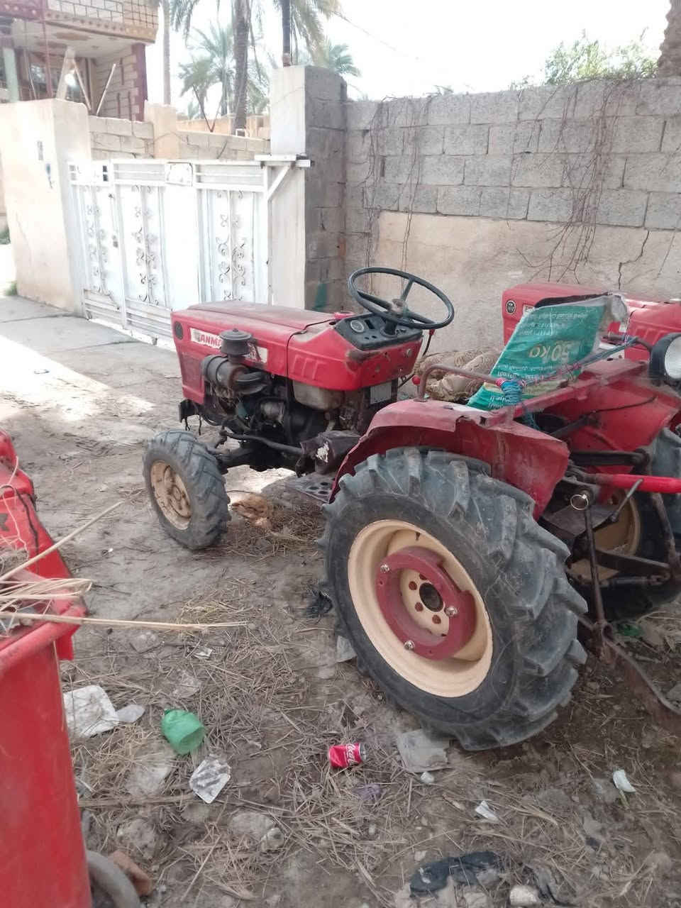 سلام عليكم للبيع كاروبة شغاله كير وضع شركة 3سلندر مع رافوسة تخم تاير ***********
