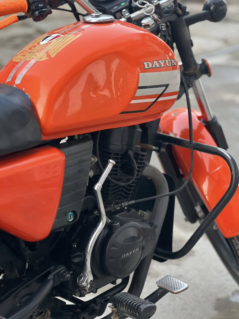 السلام عليكم ورحمة الله وبركاته دراجه للبيع دايون  مديل 22  مرقمه تحويل ثاني يوم  دراجه خير من الله برغي ممفتوح بل مكينه نضيفه رزنه بل شارع للا استفسار رقم *********** مكان ديالى بعقوبة شارع خريسان  السعر 2250بيه مجال أو ***********للطيبين
