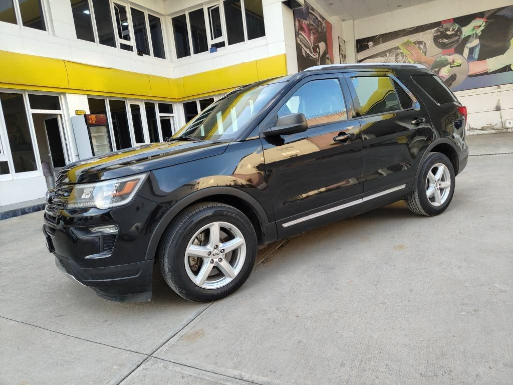 فۆرد ئیسپلوررمۆدیل 2019XLTڕەشی قەتران تاک ئەکسل تەنها 48000 ڕۆشتوە V6تەنەفس تەبعی گیڕومەکینە بەشەرت ئیرباگی نەتەقیوە  سەنەوی ڕەقەمی تازە تامانگی 6/2027تازەیە دوچەمەلەغی پیشەوە بۆیاغە  بۆنید گۆڕاوە بەبیلاد ژم شاسی 1fm5k7d83kga44668ژ.م *********** السليمانية, العراق
