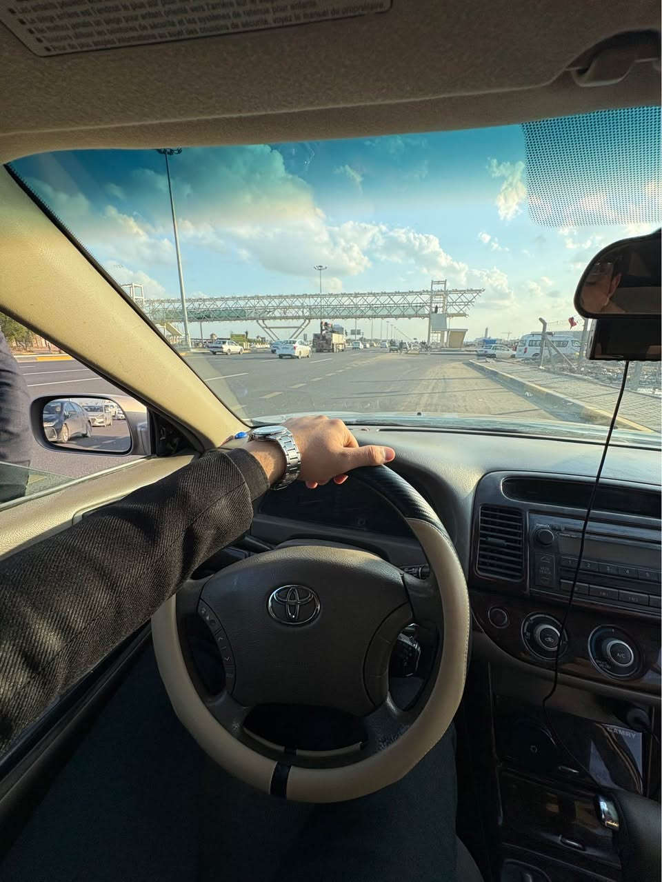 السلام عليكم كامري ٢٠٠٦. 
رقم كربلاء مميز ٧٧١
بيها جراد قماره بنيد و صندوك 
السياره كامله مكمله  
تبريد 
كهربائيات 
حداديه 
كير 
محرك 
 السعر ١٠٠ ورقه 
للعلم السعر هيج لان رقمها مميز ابو الخصيب, البصرة


**إذا كنت صاحب هذا الإعلان وتريد حذفه لأي سبب، رجاءا أرسل رسالة إلى الدعم الفني**