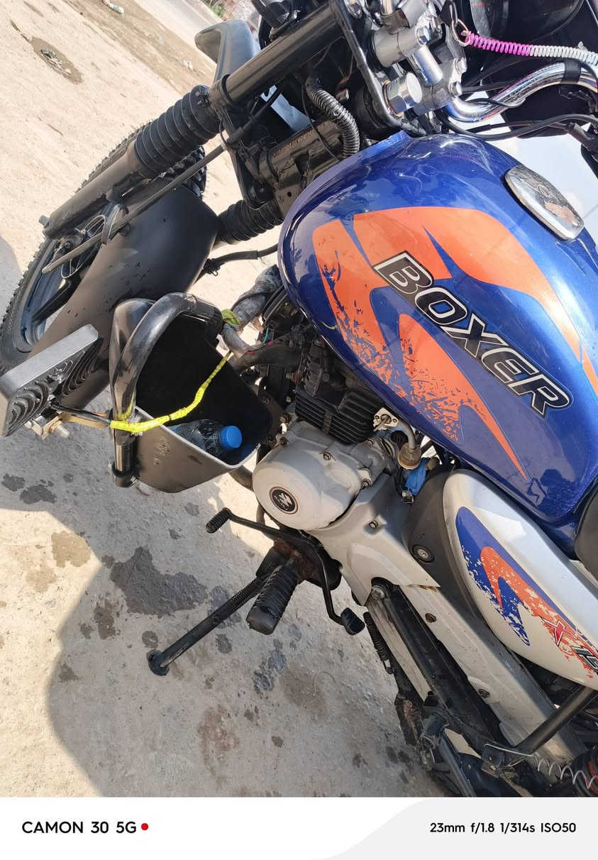 اسلام عليكم دراجه مديل 2023 مرقم وكامل الدراجه اي نقص مابيهة   العنوان بغداد  الرشاد   السعر 2600
والشراي يتصل ***********
