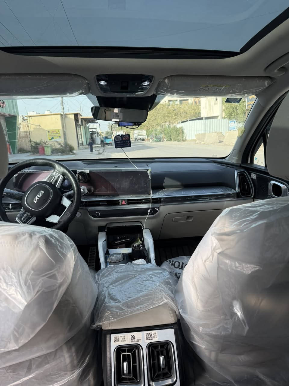 بانوراما
داتا شو 
ويل 19 
ماشيه 8000
مكفوله 
السعر 320 
***********
مكان السياره بغداد محموديه
