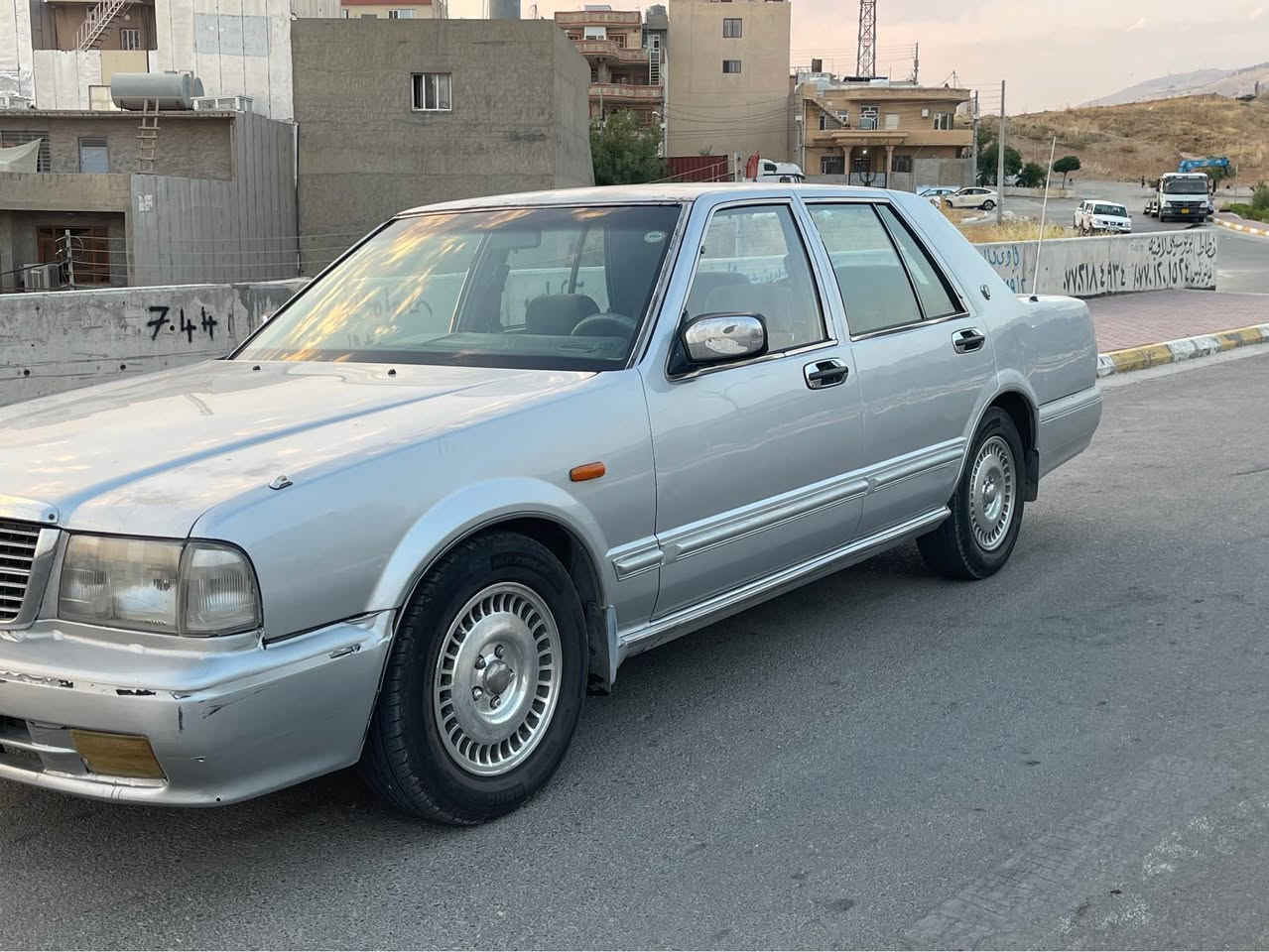 سدریک مۆدێل 2001 بێ بۆیاخ بێ دەعموو لێدراو گێڕ و مەکینە و ئەکسل و تەبرید سارد 🥶و گەرم بەشەرت سەنەوی هەتا2031تازەیە بەناوی خۆمەوەیە هەزەی هەتا2027تازەیە ناوی لە حاسیبە نییە بەشەرت تەحویلی ئەسڵییە سەیارەکە ناوی لەسەردوقی شەریکە ماوەتەوە 4تایەی تازە کامل مەسرەف کراوە لایت LEDسەیارەکە هی مەعرەز نییە ماڵی خۆمە لەدەعامی دواوە بۆ دەعامی پێشەوە بەشەرت 
شوێن/سلێمانی
سعر/48گەڵاو معامەلە
ئاسیا/***********
کۆرەک/*********** السليمانية, العراق

