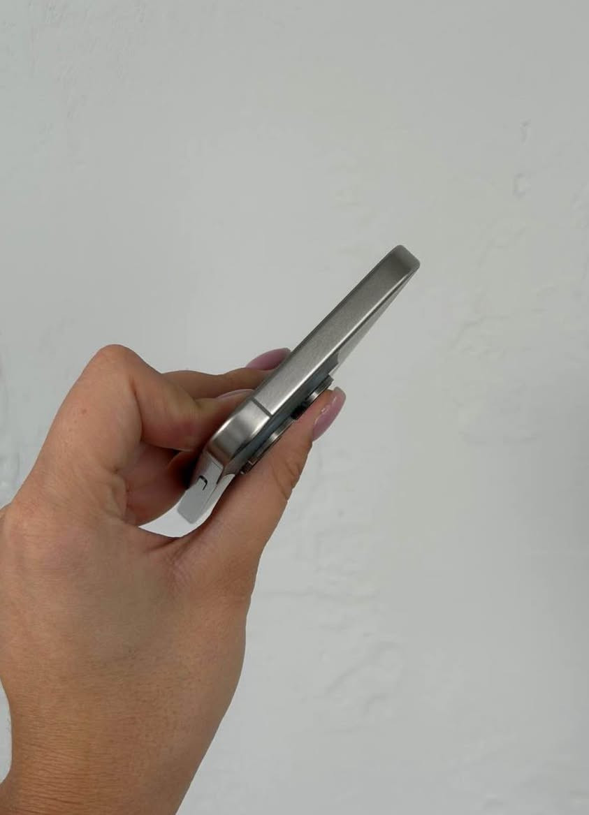 Iphone15PRO MAX
مبايل بطاريه (96)240دوره مشحون
ذاكرته256 دبل سيم كارت 
شخط مابي ضمان 1سنه 
بطاريه اصلي بشرط لا معلايه ولا شي 
شرط كلا ينرادله قاعده سيم فقط 
مبدل شاشه اصليه بشرط بشرط 
مكاني أربيل اشتي 2 سعر 639$ أربيل, العراق


**إذا كنت صاحب هذا الإعلان وتريد حذفه لأي سبب، رجاءا أرسل رسالة إلى الدعم الفني**