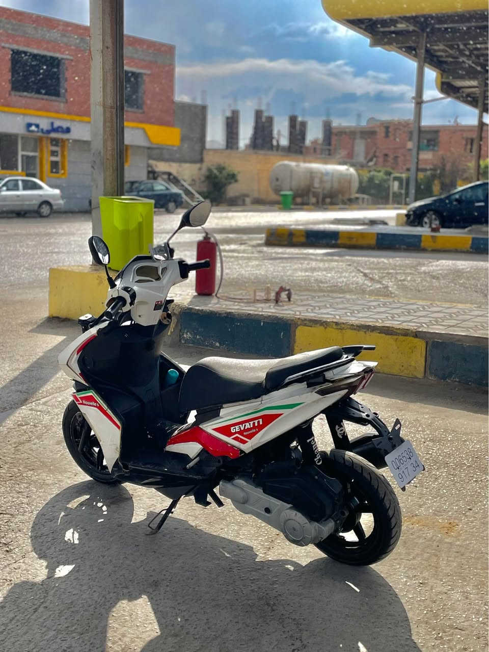 moto ndifa motor mahtot jdid mzal rodaj 10/10
karinaj 7/10 
ta3 khdma soma 9alb loz ✅ الحمادية, الجزائر


**إذا كنت صاحب هذا الإعلان وتريد حذفه لأي سبب، رجاءا أرسل رسالة إلى الدعم الفني**