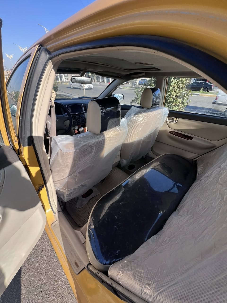 السلام عليكم بيوايدي اف 3 موديل 2011 السياره نضيفه وخير من الله يعني متعوب عليه ادامه كامله تخذه جاهزه رقم بابل نكليزي  سنويه تنتهي 30  تخم تاير جديد باتري جديد نوزلات بلاكات عبوت فيتبم  كله جديد مكاني كربلاء  السيدين مال محطت سماء كربلاء ***********
