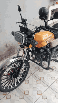 السلام عليكم شباب سولنك 5 كير موديل 2025 دراجة ماشية 6000 يعني بعدهة زيرو تجي جيب وياك 100 مصلح برغي ما ناقصهة بيهة سويج 2 وبصمه تشغيل عن بعد 2  سلف بكل وكت شلعة ومعدل اذا ما عجبتك معتب اني وغراض اني شادهن زنون ودرع وستان تلفون ومرايات وشاحنة وصندوك ذني مالاتي من عدا الدراجة انطيك دراجة تخبل المكان علوة الرشيد قرب مطعم حجي حسن السعر 900 وبيها مجال للاستفسار ***********
