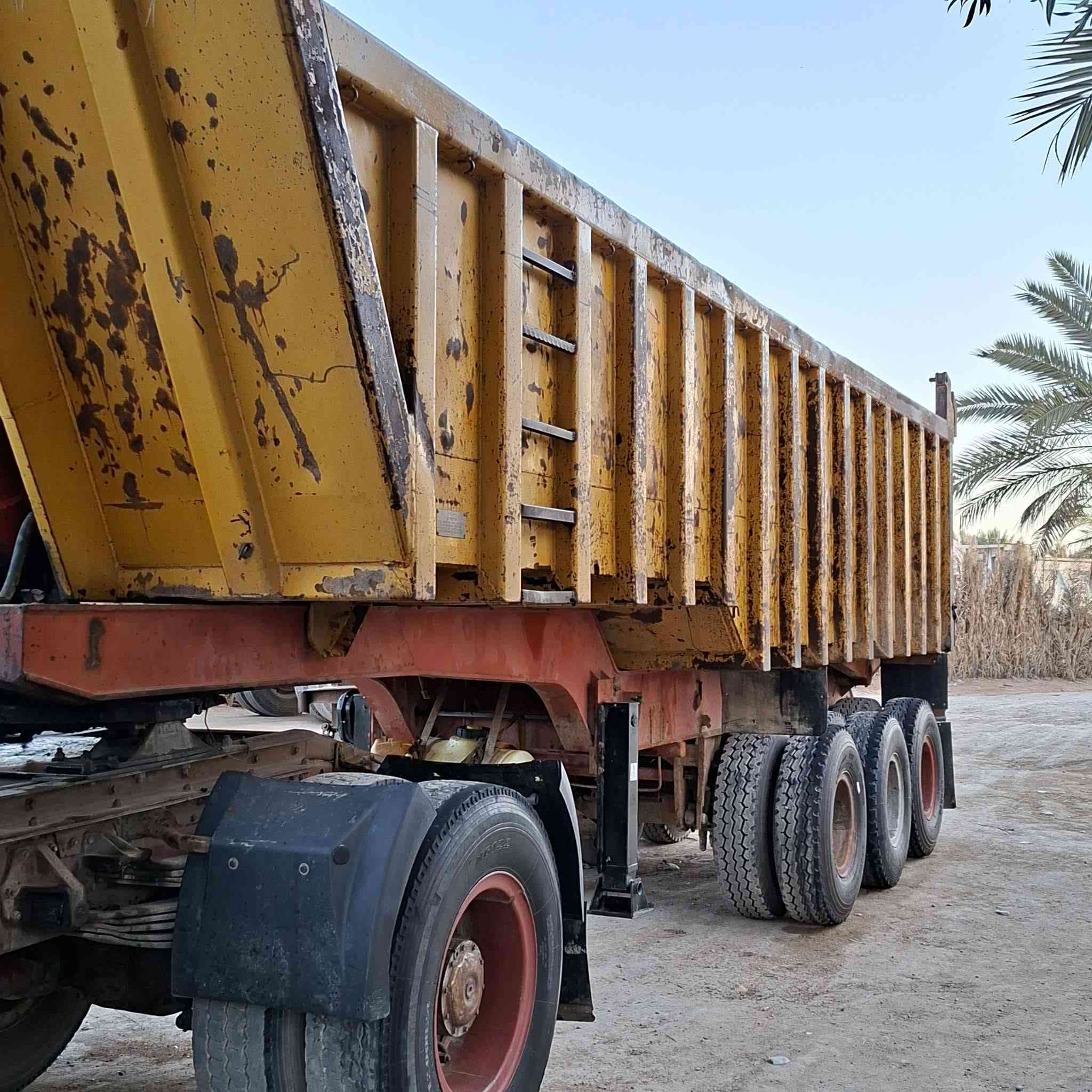 سلام عليكم للبيع كرواتي راس وعربانه موديل 89 مكينه 35 كير 240 سبرنك ابلادي شاصي مكفول رقم ديالى ثلث لوحات قلاب انكليزي بسمي تخم تاير مبطنه مع عربانه فوزله ثلث دناكير تخم تاير ونج مكفول شاصي مكفول ذرعه 32  سياره جاهزه للعمل شغل واطلع الاستفسار ***********
