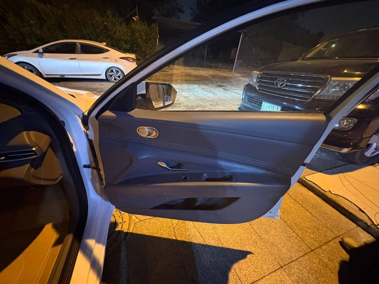 النترا خليجي 2024
فول مواصفات اعلى شي 
مكينه 2000 دوش 
قطعتين تبريد 
بصمه فتحه 
بيها طخه رجعت عليها سياره ونصبغت 
الباب وسونار موضح بلصور 
السياره باسمي مكاني بغداد الحارثيه 
السعر 176 
للاتصال ***********
