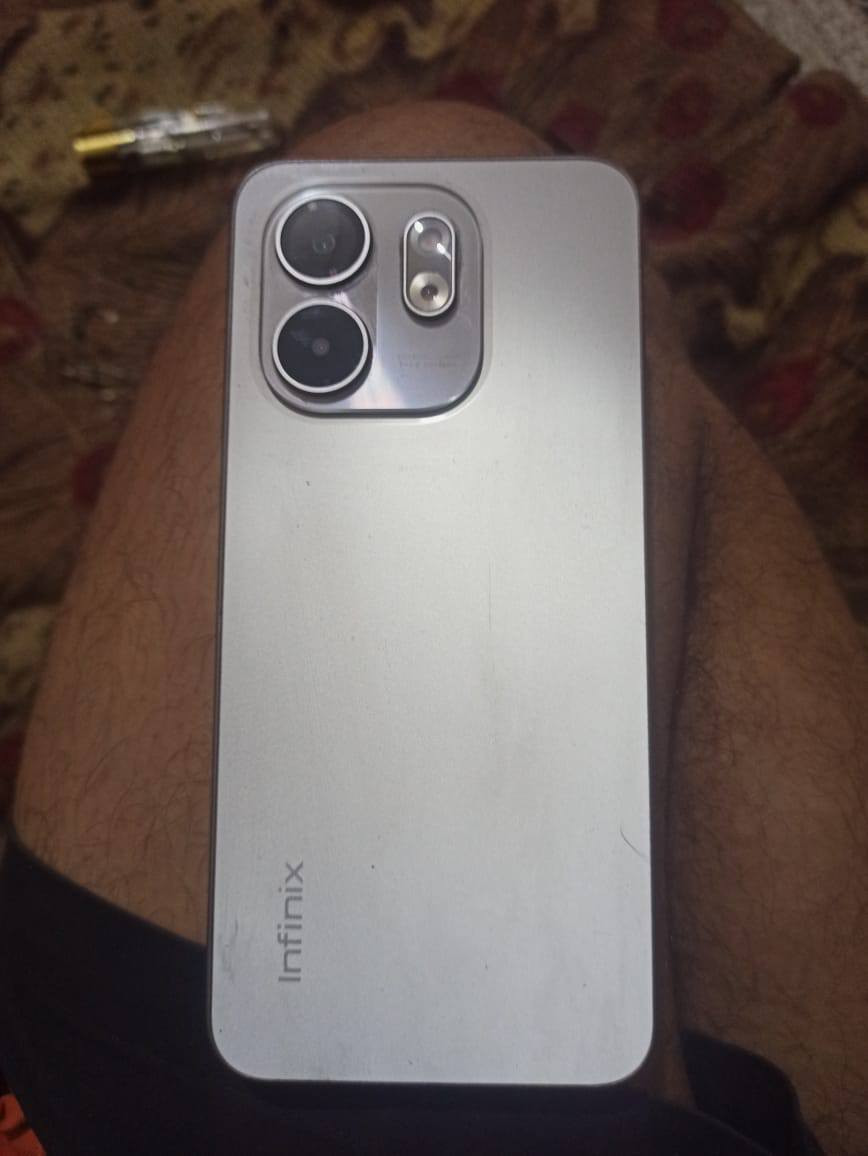 موبايل  Infinix SMART 9 HD جهاز قليل ستخدام الذاكره 64 نضيف كلش للبيع 90 بي مجال *********** اتصل وتدلل
