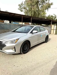 اللنتره موديل19 رقم واسط اللون سلفر ///السعر 117 بيهه مجال  مشروع وطني...