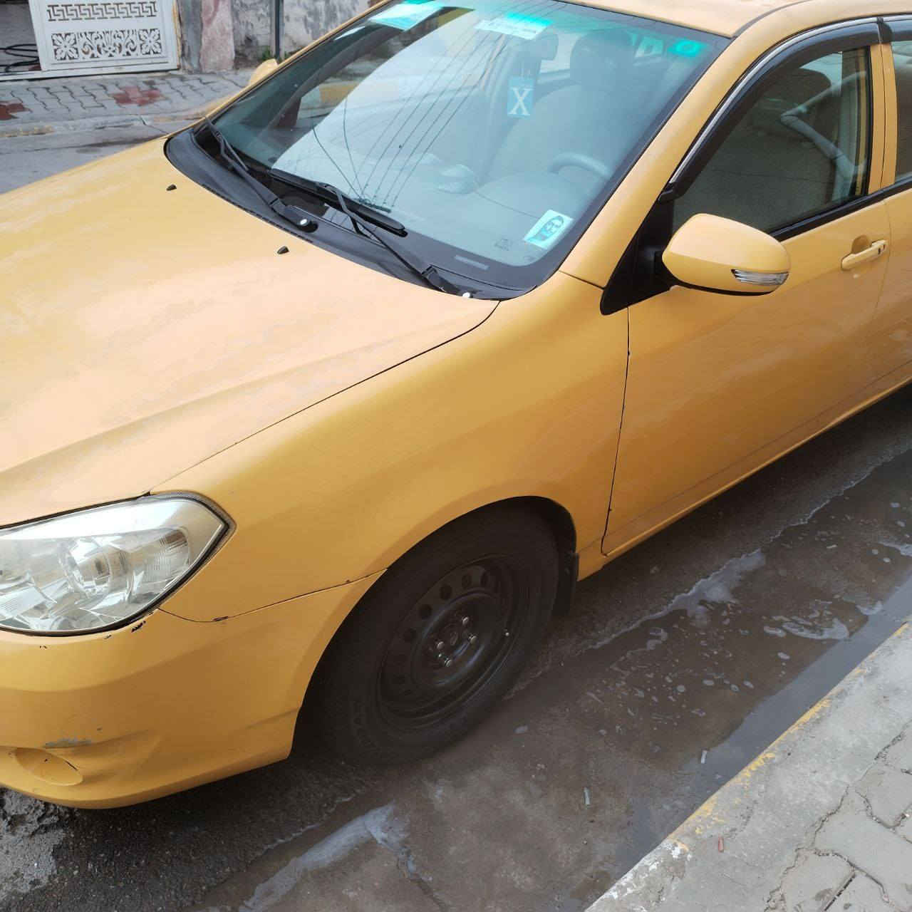 سلام عليكم سياره  بي واي دي 2013 مكينه كير مكفولات معمرات بس الهلالات مال جاملغ سياره جاهزه وبسمي السعر 55 
رقم الاتصال: ***********
