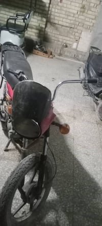 بوكسر • مديل ٢١ • اوراق