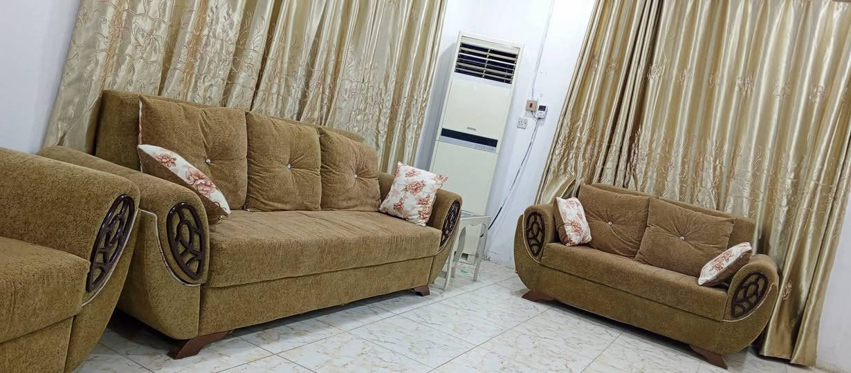 للبيع للاستفسار على هذا الرقم ***********
