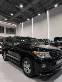 لاندكروزر GXR • ٢٠١٣ • ٦ سلندر