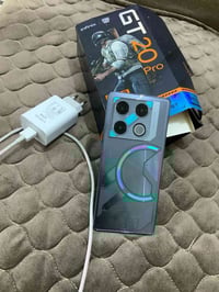 انفنكس GT 20  برو  256/24 g  مراوس حسب القناعه او 270 وبيه مجال تواصل ...