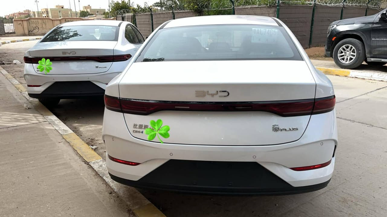 السلام عليكم تحيه طيبه الى الأخوه المحترمين 
بي واي دي موديل 2025 
جن بلاس صفر كيلو متوفر كميه 
اللون أبيض كامل غراضه
بسعر جوه السوك ومتلكه يم كل المعارض 🔥
ملاحظه السعر يشمل الرقم كامل متدفع اي فلس 
117 $$ ورقه
مكلف بالنشر 
رقم صاحب الحلال ***********
