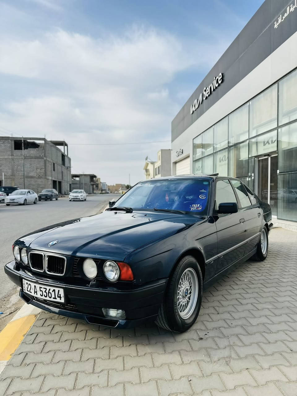 السلام عليكم للبيع بي ام موديل 1992 محرك مسكر شرط كير وتماتيك شرط صدر امامي خلفي جديد تخم تاير جديد سنتر لوك شغال بجم عريض سلايت طكتين رقم اربيل جديد سنويه جديد تخم ويل جديد تبريد ثلج 🧊 شرط كلها شغال شرط السعر 65 وبيها مجال يرهم مروس حسب القناعه مكاني تكريت ***********
