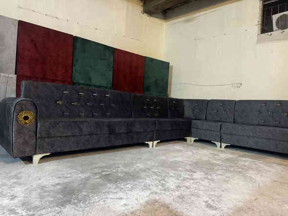 مجموعه اغراض منزليه للبيع مستخدم وجديد 
للاستفسار *********** 
يوجد توصيل 
عنوانه بكرجو شارع عوال مقابيل حديقه كوستجم او مدرسه شنيار للبنات ((معرض حذيفه ))
