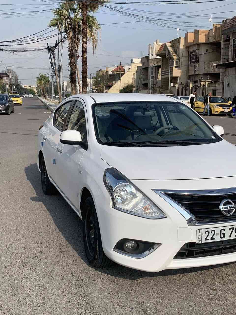 نيسان صني 2021 بليته الزركه هندي
محرك كير شرط وضع شركة 
ماشيه 63 الف 
سنويا هزه ورقم جاهزه مباشر عل تحويل 
كابون بانزين ماستر 
السياره باسمي اني الشرعي شرط التحويل والوكاله 
بيها بارد جاملغ الوراء وباب السايق بي بغصتين وماشرلك بل صور 
وبيها طخه خلفيه بسيطه 
السعر 113 وبيها مجال 
للتواصل عل رقم *********** بي واتساب
