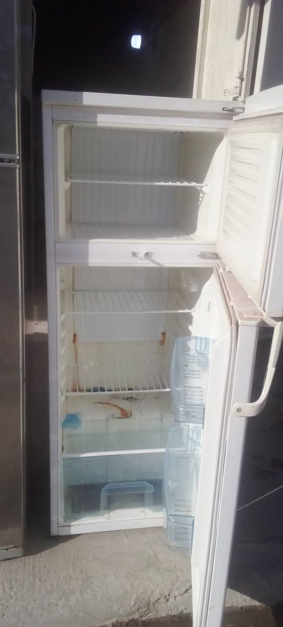 للبيع حجم 20سعر125
حجم 10سعر 100
***********
