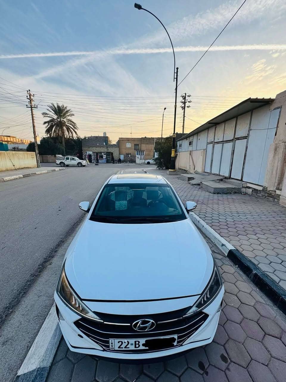 للبيع  النترا 2020 مرقم اربيل  انكليزي بأسمي  .هزه جديده و سنويه 2031
ماشية 81kM
اللون ابيض
السيارة مكفوله كفاله عامه عدى بارد موضح بلسونار
لايت كهرباء ✅
حساس أمامي خلفي اصل ✅
لدنهاري  LED ✅
انظمت ترحيب✅
سلايد روف فتحة ✅
نظام التشغيل بصمه✅
حجم المحرك2000 ✅
الجنطه ذكيه ✅
تبريد امامي و خلفي ✅
المري قابلة للطي AUTO ✅
اشاير بلمرايا ✅
تحكم مقود جهتان ✅
المودات✅
الاوامر الصوتي✅
‏🅿️🅿️DRIVEMODE ‏Comfort🌷eco🌷SPORT🌷SMART ✅
شاشة  حجم كبير✅
يدة ابواب المنيوم ✅
حساس امامي خلفي ✅
‏Led امامي ✅
باقي المواصفات معروفه
السونار منشور السونار لو رصعه خفيفه ما مبينه ينكتب رصعه
السعر :130 ماتلكه هيج سعر الشراي يعرف خواتها بيش
مكان كربلاء _ الحسينية
***********
