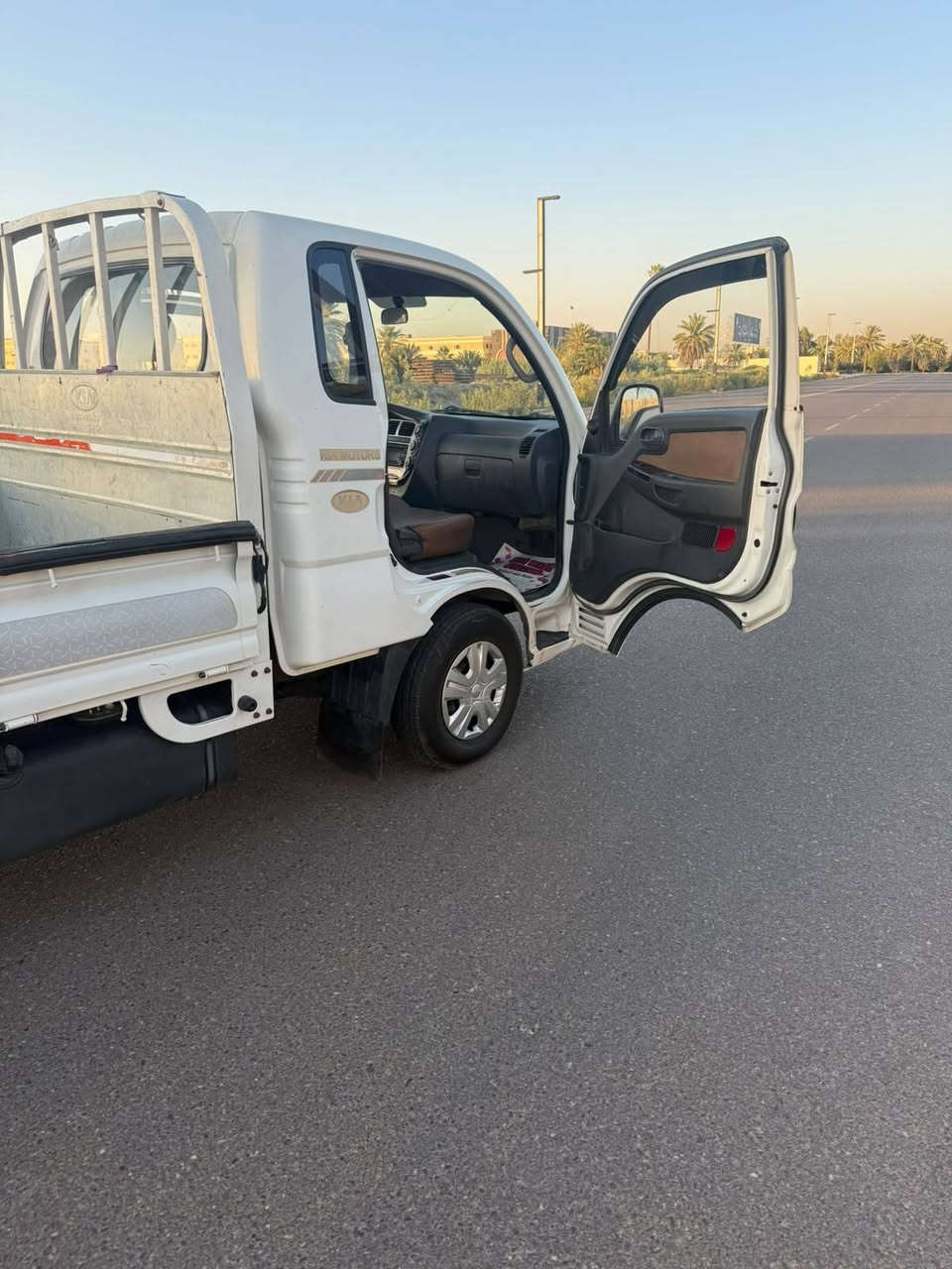 كيا ٢٧٠٠ رقم بغداد موديل ٢٠٢٠ سيارة قطرة صبغ مابيهة تحويل ثاني يوم ***********
